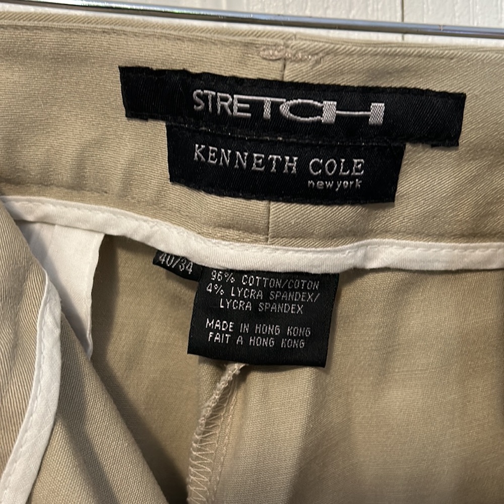 Kenneth Cole 40x34 - Picture 7 of 10